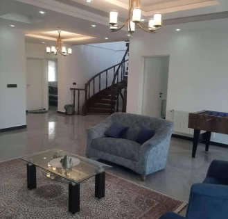 فروش ویلای استخردار در شهرک یاس اجاکسر