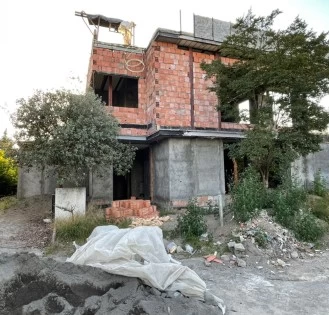 ویلا نیمه‌کاره اقساطی 600 متر دریاکنار