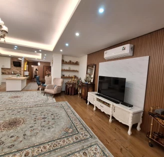 فروش واحد آپارتمان در خیابان شریعتی