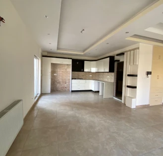 آپارتمان سه خواب در ساختمان نیلوفر خیابان محبوبی بابلسر