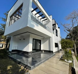 ویلا مدرن 450 متری شهرک دریاکنار نوساز