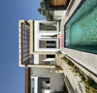 ویلای مدرن بزرگ و استخردار در صفاییه