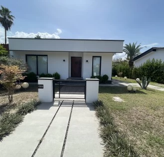 ویلا مدرن 300 متری در شهرک دریاکنار ویلا مدرن 300 متری در شهرک دریاکنار