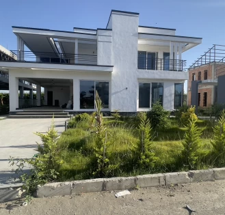 ویلا مدرن 800 متری استخردار در خزرشهر جنوبی بافت جدید