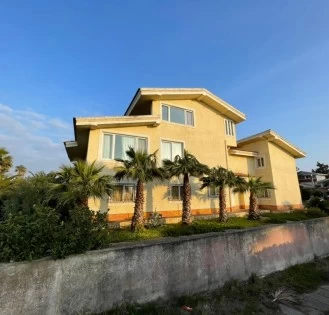 خرید ویلا پلاک اول دریا کنار 1200 متر